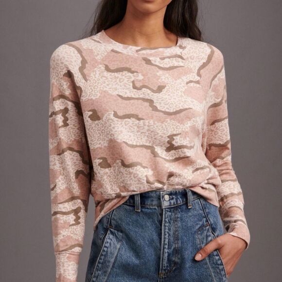 Monrow Tops - Anthropologie Monrow Leopard Print Camo Raglan Crewneck Sweatshirt Size M